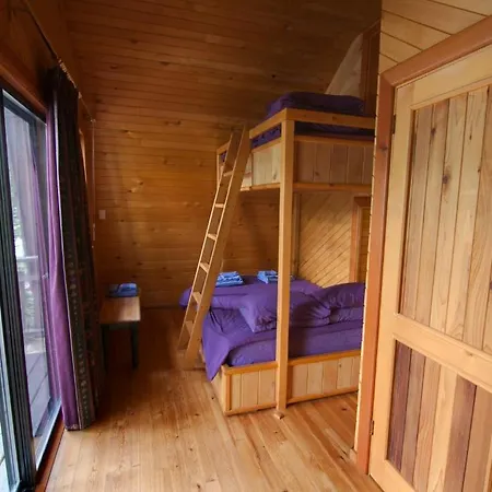 Desolation Sound Resort Powell River Room photo