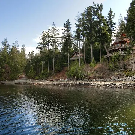 Desolation Sound Resort Powell River Room photo