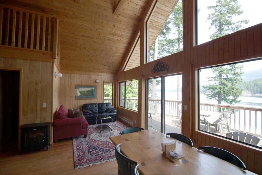 Desolation Sound Lodge